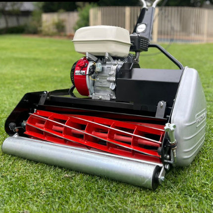 X20 Rolux Reel Mower Front View without grass catcher